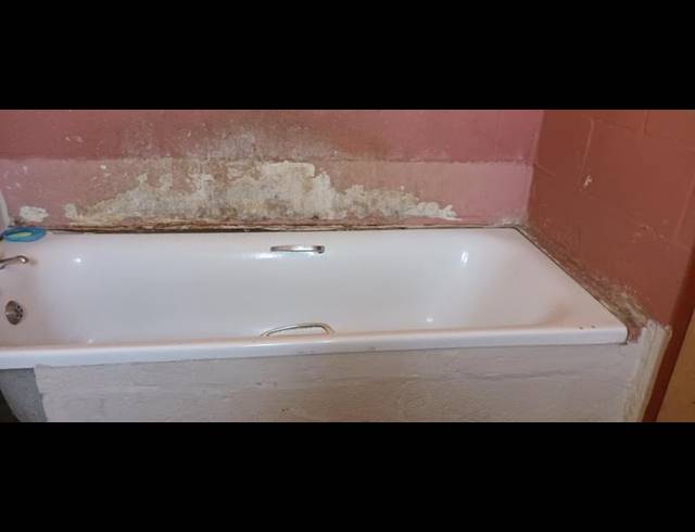 2 BEDROOM HOUSE FOR SALE IN PELIKAN PARK